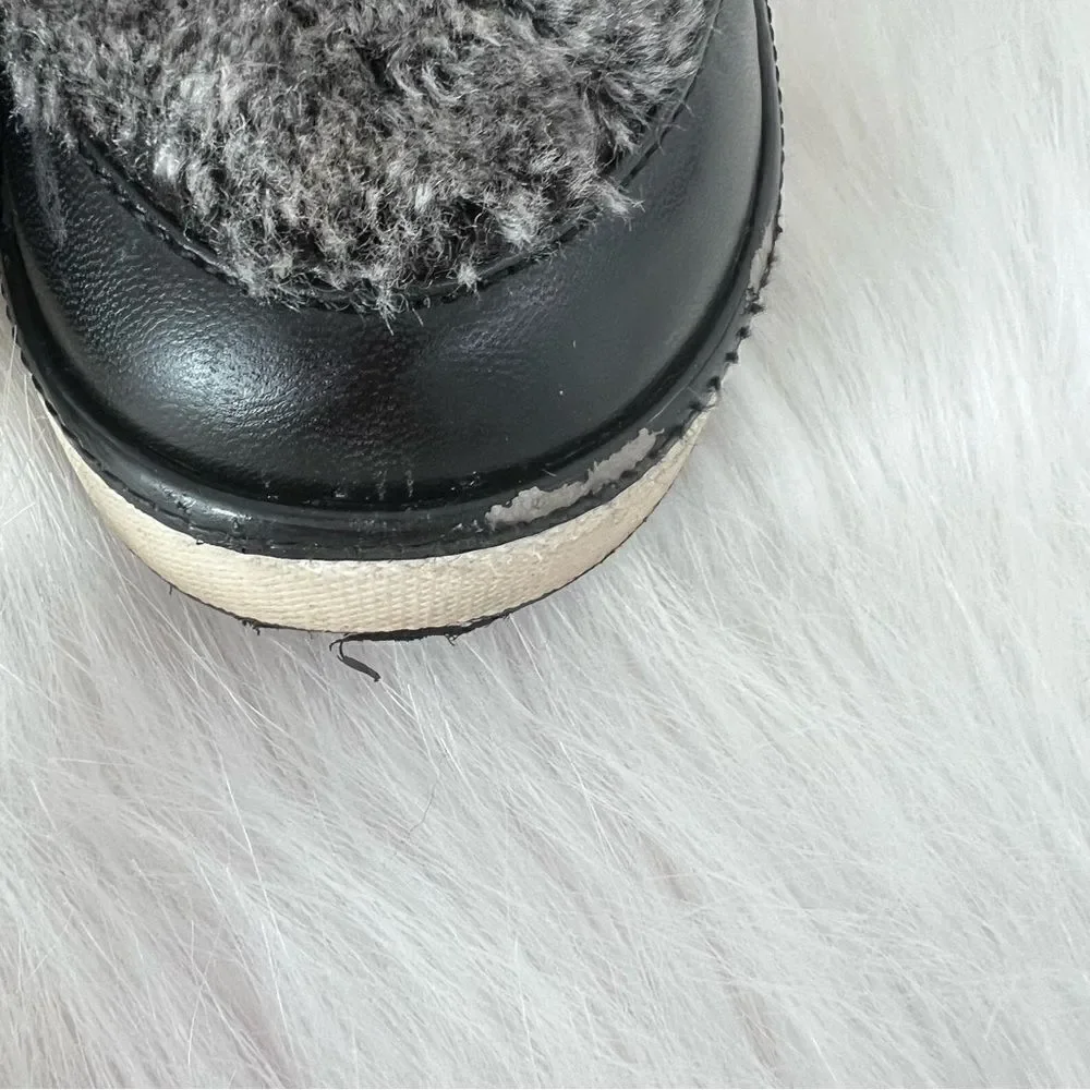 Stuart Weitzman Ariana Snowboot